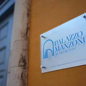 Palazzo Manzoni , Bari Italien