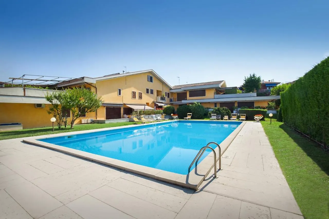Διαμέρισμα Luxury Penthouse/Pool/50M To Lake Μπαρντολίνο