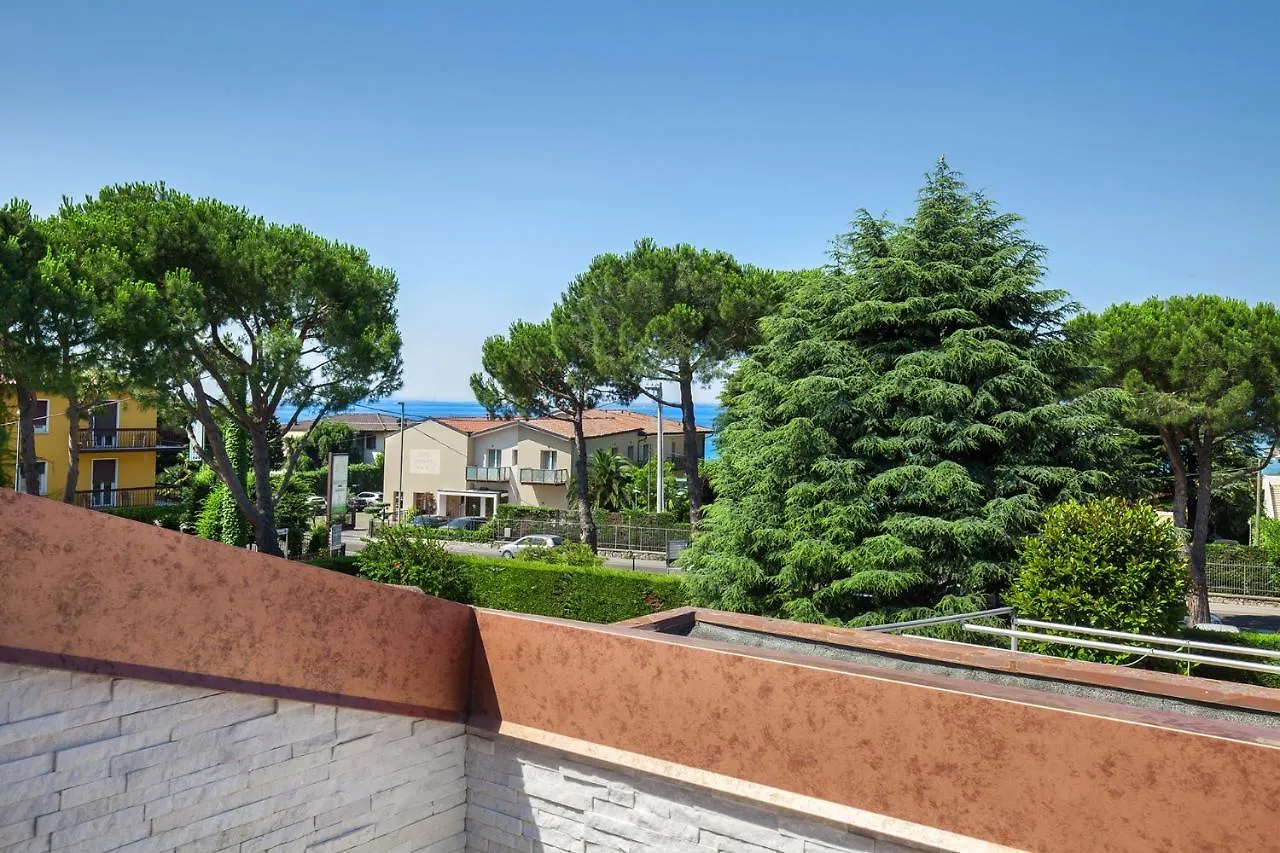 Διαμέρισμα Luxury Penthouse/Pool/50M To Lake Μπαρντολίνο